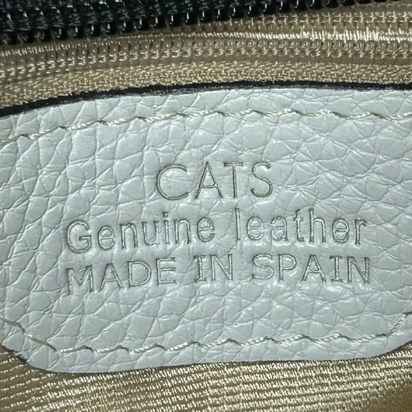 Cats (Made In Spain) Black and White Leather Bag w/Cherry Charm Approx. 13x9 x 2 - Picture 12 of 17